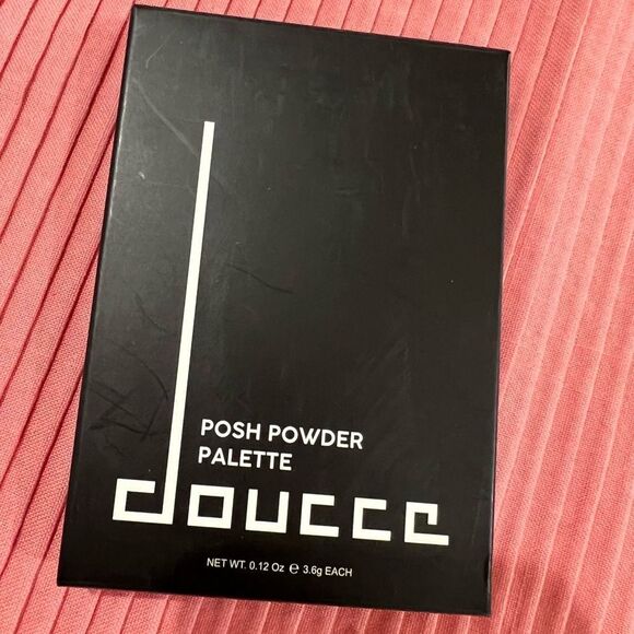 Doucce Posh Powder Palette - Picture 3 of 4